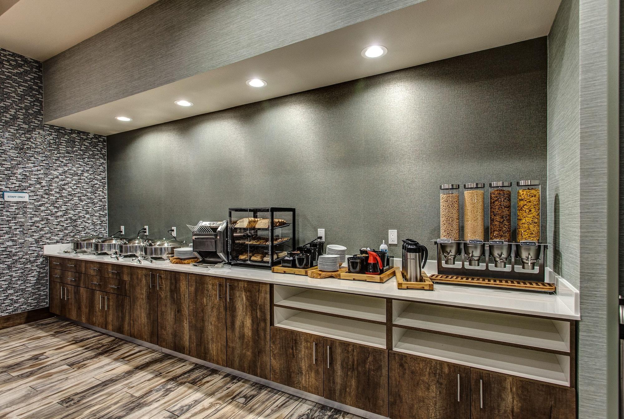 Hilton Garden Inn Topeka Kültér fotó