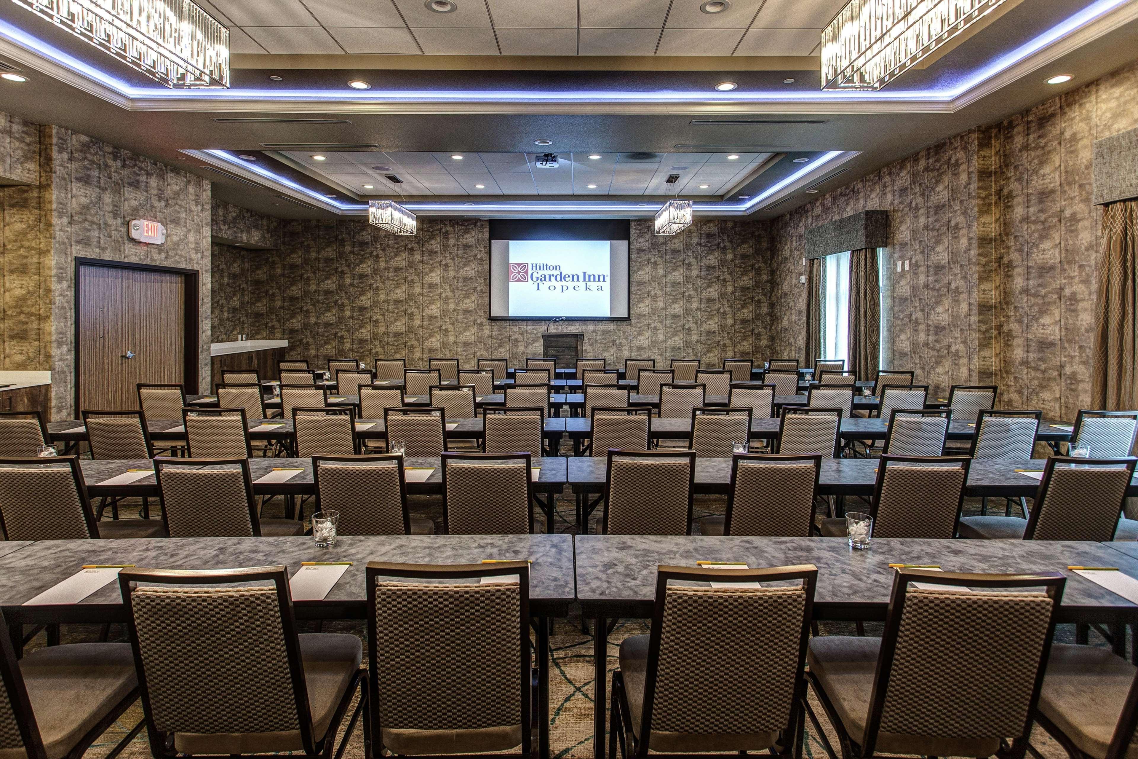 Hilton Garden Inn Topeka Kültér fotó