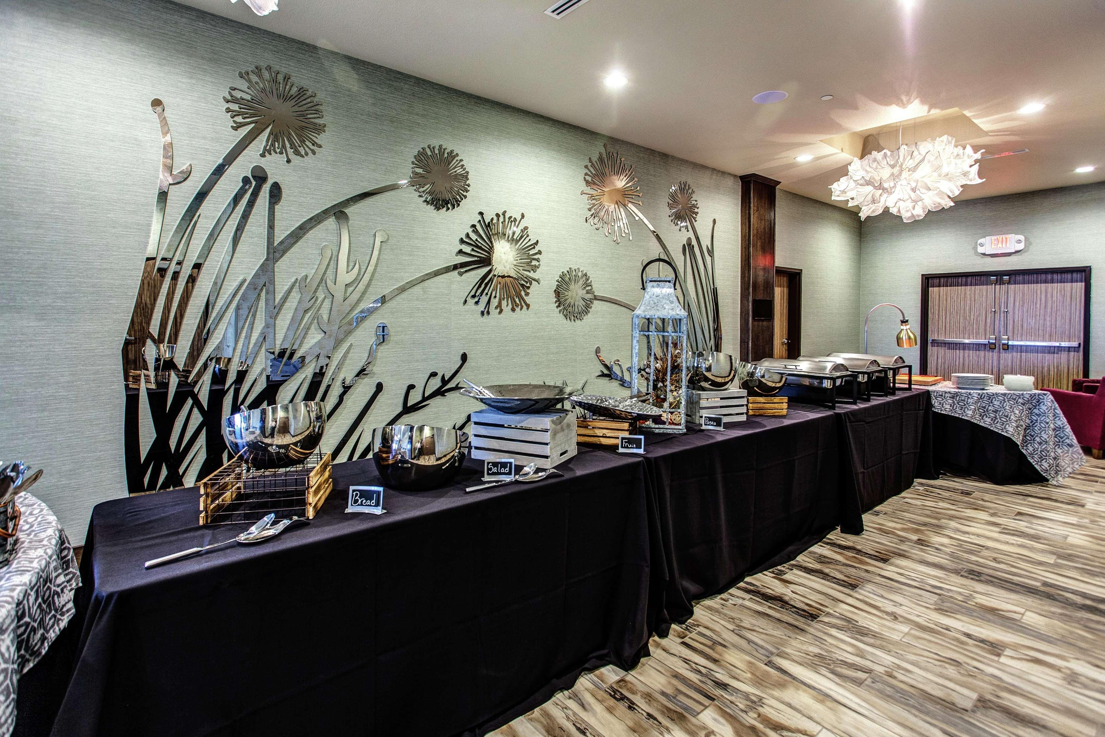 Hilton Garden Inn Topeka Kültér fotó