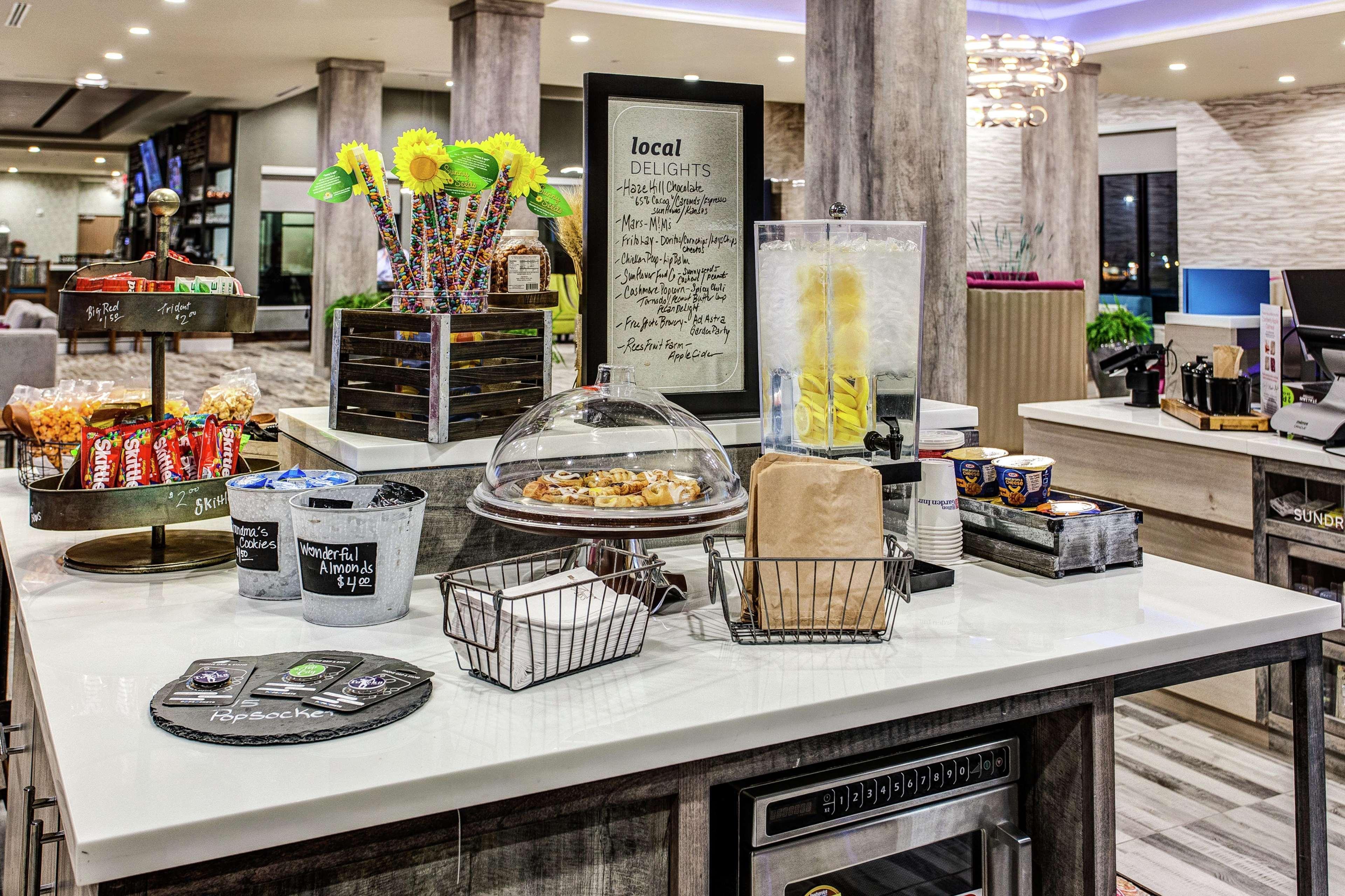 Hilton Garden Inn Topeka Kültér fotó
